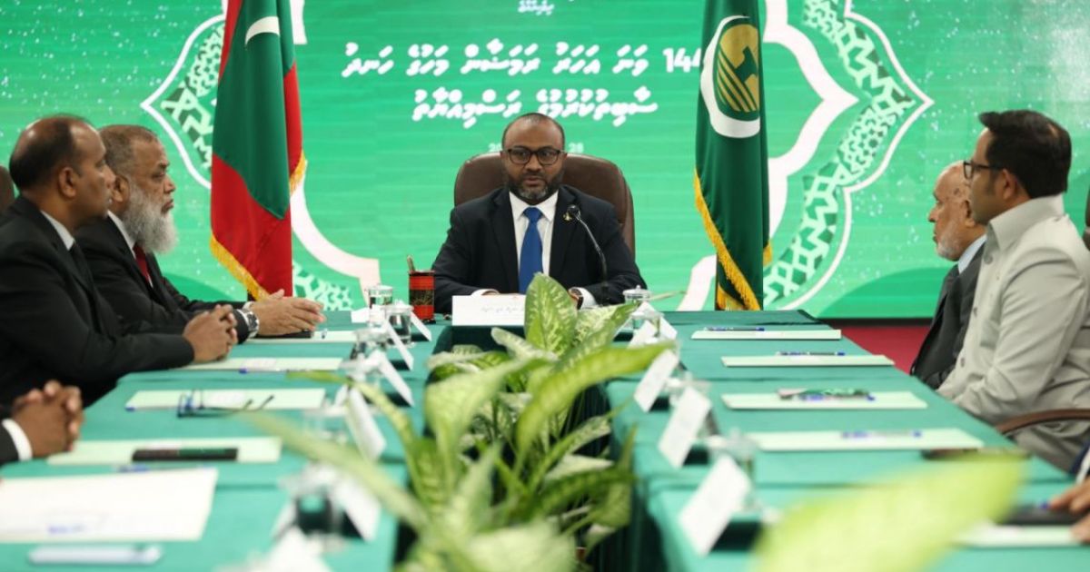 ފިތުރު އީދު ދުވަހަކީ އަންނަ ހުކުރު ދުވަސް