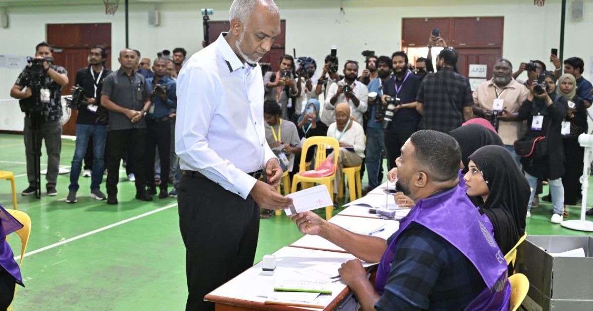 ވޯޓުލުމުގެ ގާނޫނީ ހައްގު އަދާކުރުމަށް ރައީސް އިލްތިމާސްކުރައްވައިފި
