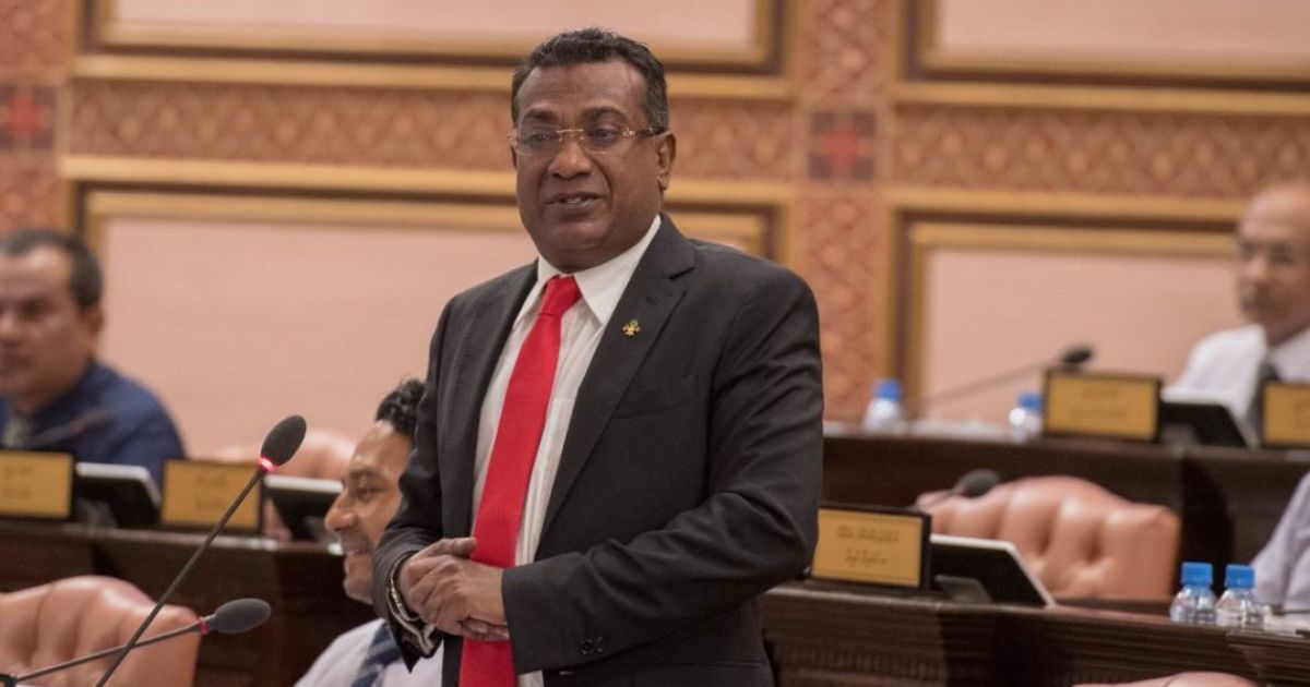 އަބްދުﷲ ޖާބިރު ޕީއެންސީއަށް ސޮއިކުރައްވައިފި