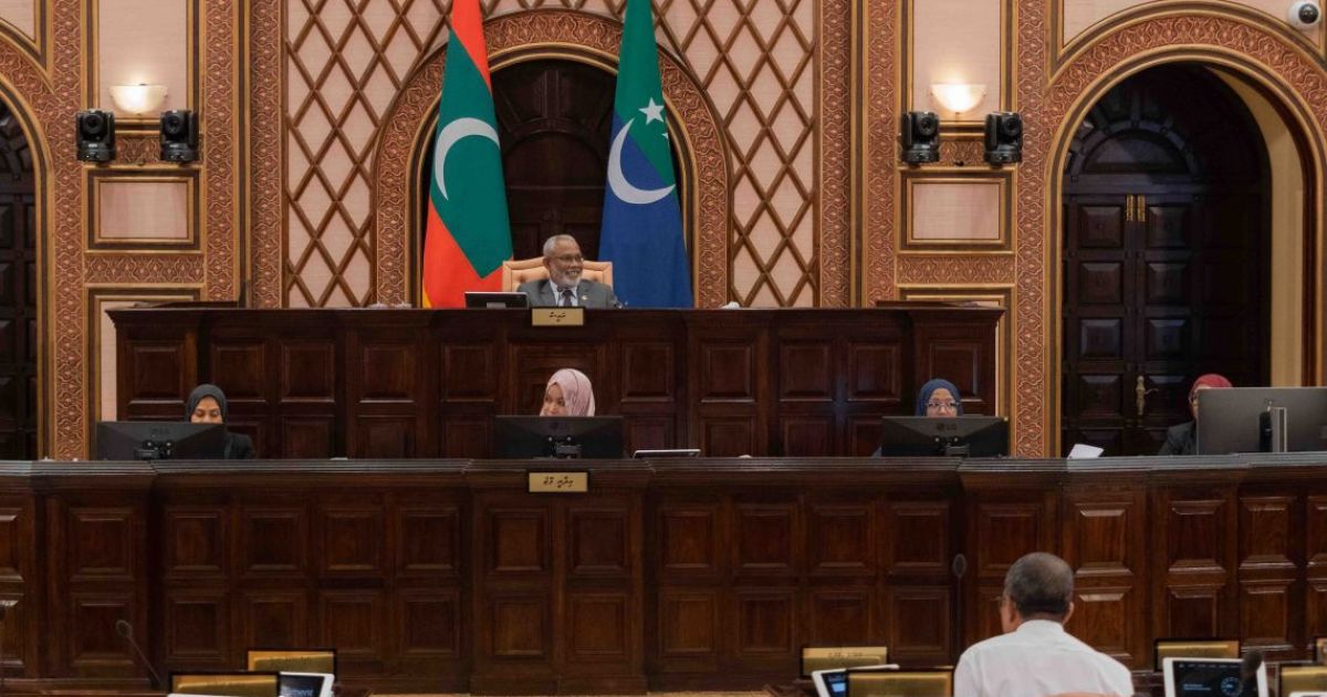 ގާނޫނާ ހިލާފު ސިޔާސީ ހަރަކާތްތައް ހުއްޓުވުމަށް ގަރާރެއް