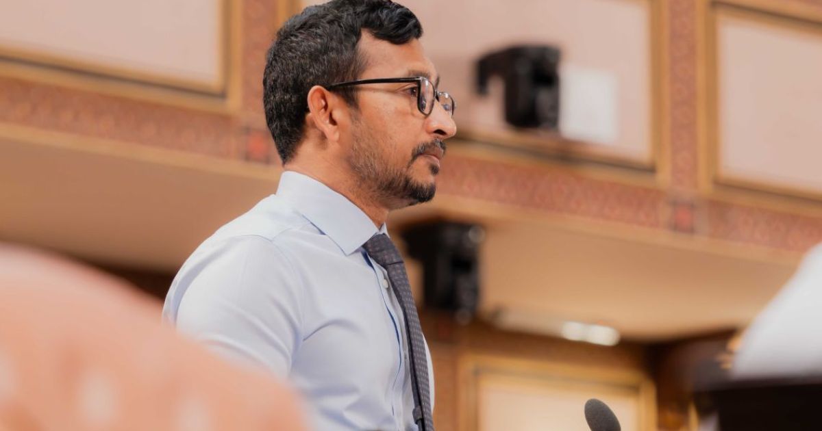 "ޕީޕީއެމުން އޭރު މުޒާހަރާކުރީ ރައީސް ޔާމީންގެ އޯޑަރަށް"