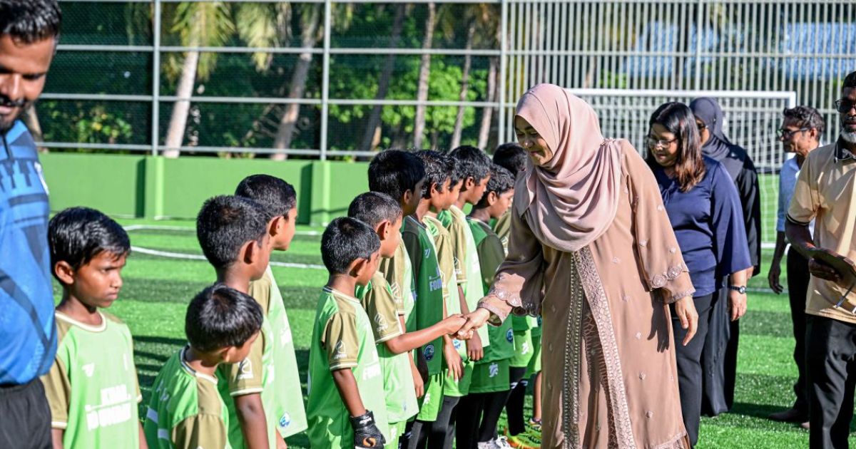 ފ. ދަރަނބޫދޫގެ އާ ފުޓްސަލް ދަނޑު ފަސްޓް ލޭޑީ ސާޖިދާ ހުޅުއްވައިދެއްވައިފި