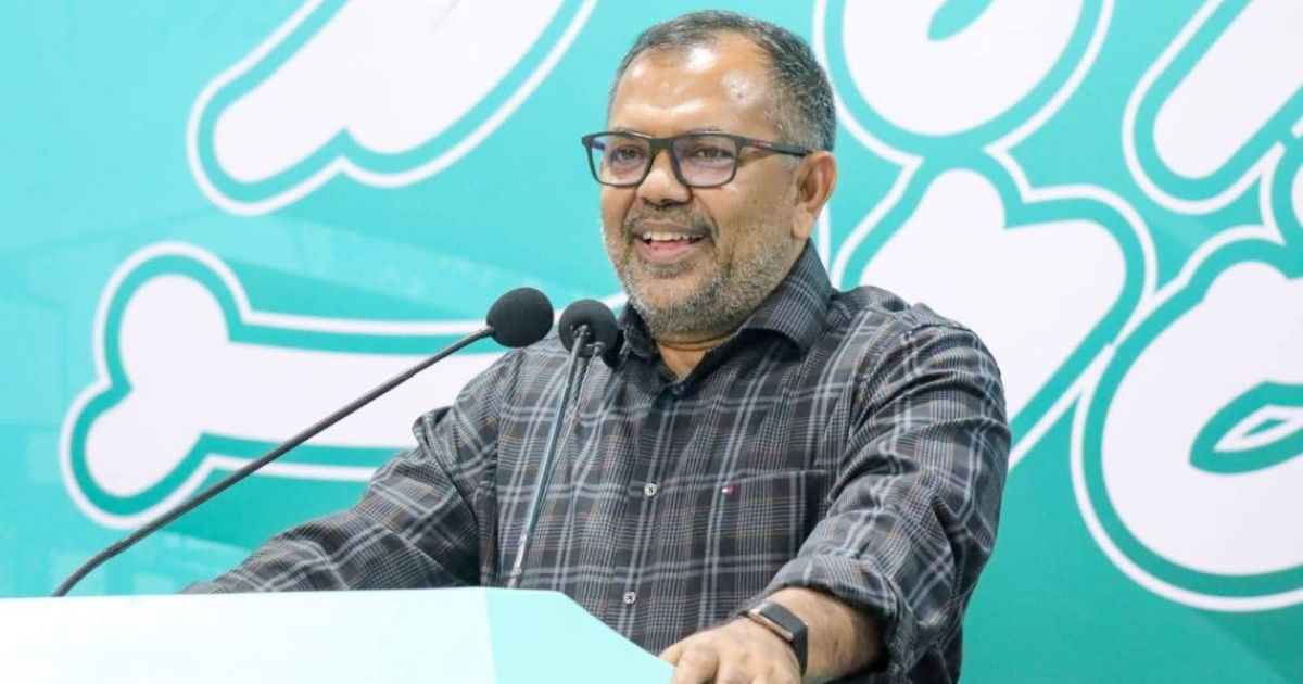 ސިއްހީ ހާލަތު ހުރިގޮތުން އެއްފަރާތަށް ޖެހިލިޔަސް، ހުންނެވީ ރައީސް މުއިއްޒާއެކު ގަދަކޮށް: ޒަމީރު