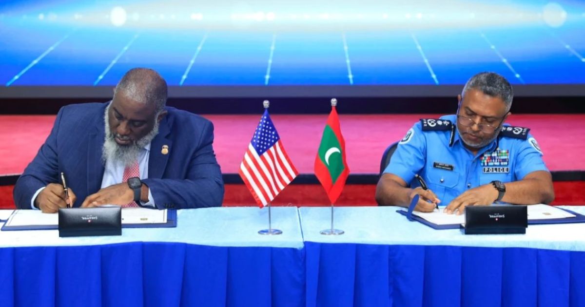 ބޮޑެތި ކުށްތައް ހުއްޓުވުމަށް އެމެރިކާ އާއި ރާއްޖެއާއި ދެމެދު ފަހުމުނާމާއެއްގައި ސޮއި ކޮށްފި