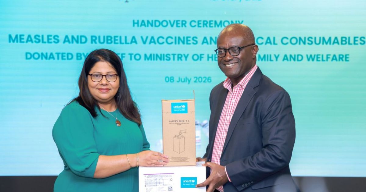 ހިމަބިހި ކޮންޓްރޯލް ކުރުމަށް ޔުނިސެފުން ރާއްޖެއަށް 28,000 ޑޯޒްގެ ވެކްސިން ހަދިޔާކޮށްފި