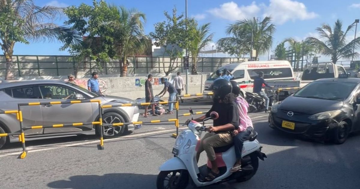 މާލޭ ބޭރުމަގުގައި ލޮރީއެއްގެ ދަށުވެ މީހަކު ނިޔާވެއްޖެ