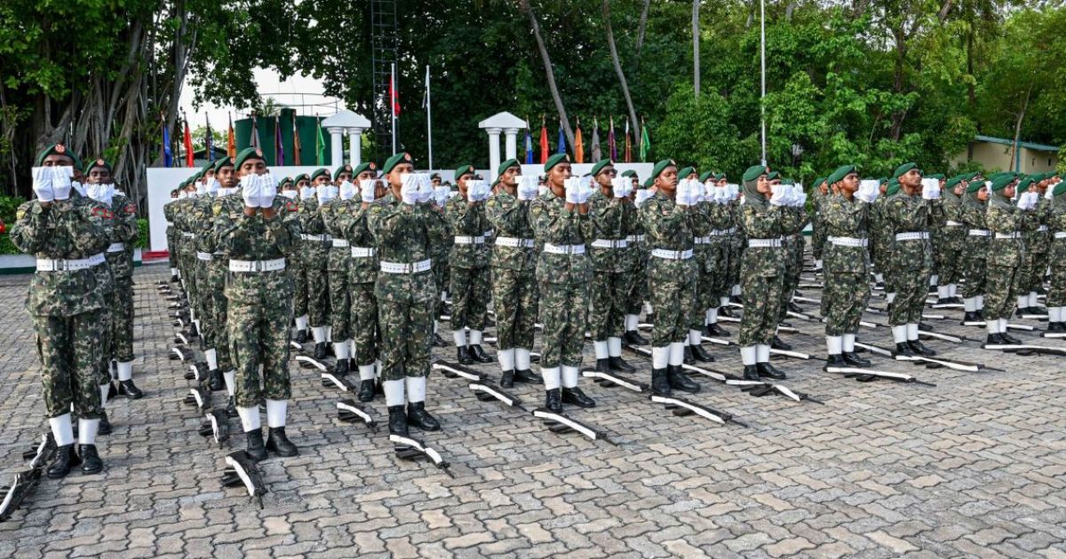 ސިފައިންގެ ދެބެޗެއްގެ އަސާސީ ތަމްރީން ކޯސް ނިންމި 255 ދަރިވަރުން ހުވާކޮށްފި