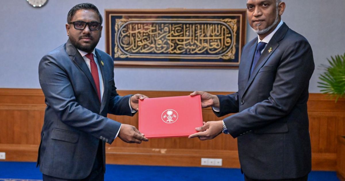 ވަޒީފާއާބެހޭ ޓްރައިބިއުނަލުގެ ރައީސްކަމުގެ މަގާމަށް އަލްއުސްތާޛު އަމްޖަދު މުސްތަފާ އައްޔަނުކުރައްވައިފި