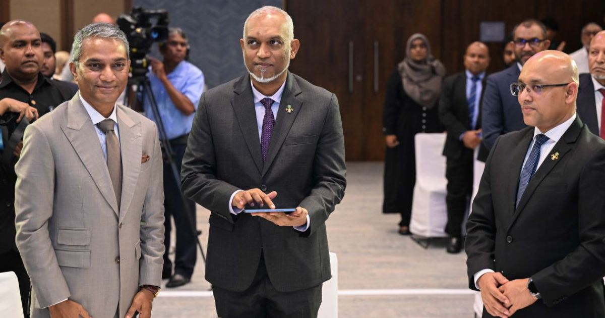 މޯލްޑިވްސް ޕްރިމިއަރ ބޭންކް ރަސްމީކޮށް ހުޅުވައިފި!