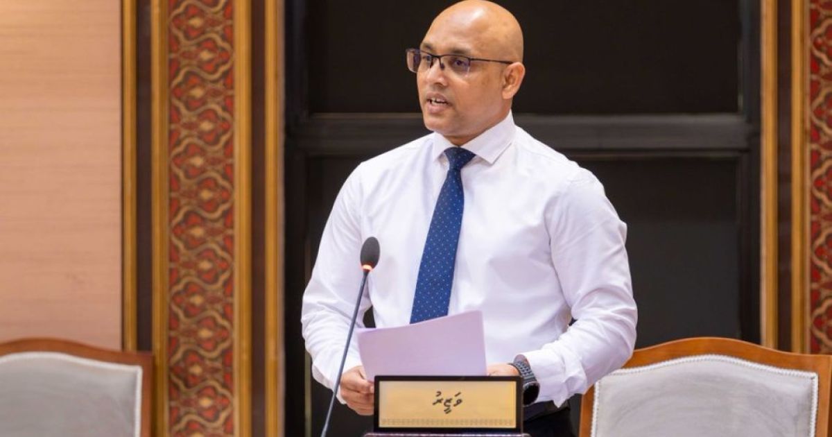 ކުރީ ސަރުކާރުގައި، ސަރުކާރު ހިއްސާވާ ކުންފުނިތަކުގެ މުވައްޒަފުންގެ އަދަދު 97% އިތުރުވެފަ