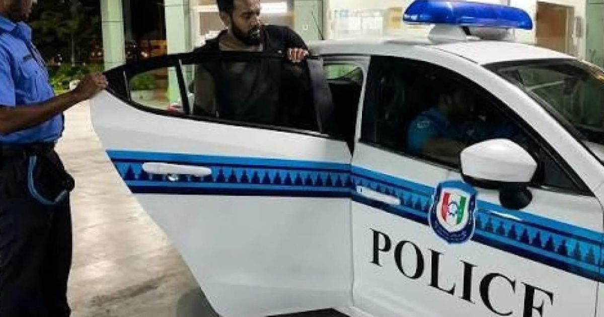 އާންމު މަސްލަހަތު ނަގާލުމަށް ބޮޑެތި ހަމަނުޖެހުންތަކެއް ހިންގި މީހަކު ހައްޔަރުކޮށްފި
