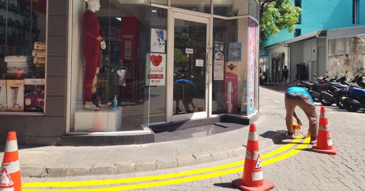 މާލޭގެ ކަންކަންމަތީގައި ޕާކުކުރުން ހުއްޓުވަން ރީނދޫ ރޮނގު ދަމަން ފަށައިފި
