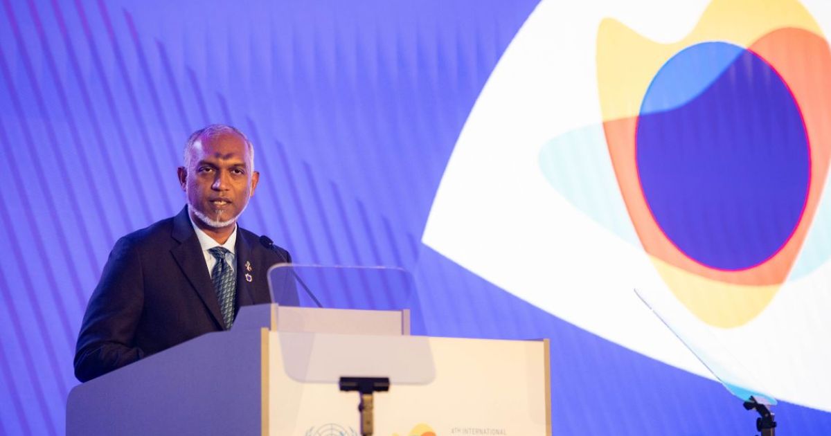 ދެވަނަ ބޮޑުހަނގުރާމައިގެ ޒަމާންވީ މާލީ ނިޒާމު ބަދަލުކުރަން ރައީސް މުޢިއްޒު ދެއްކެވި ވާހަކަފުޅުތަކަށް އދ. ގެ ވެރިޔާ އެއްގަލަކަށް!