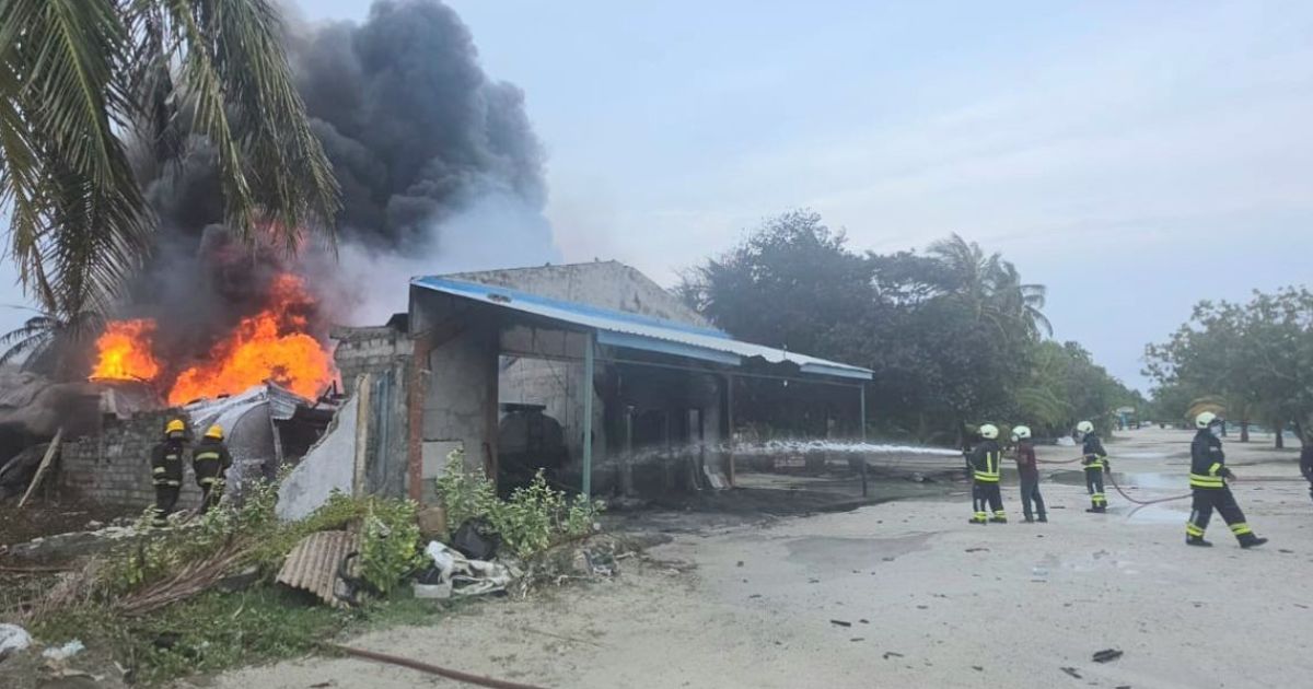 ޕެޓްރޯލު ޝެޑުގައި ރޯވި އަލިފާންގަނޑު ނިއްވައި ސަލާމަތީ މަސައްކަތް ފަށައިފި