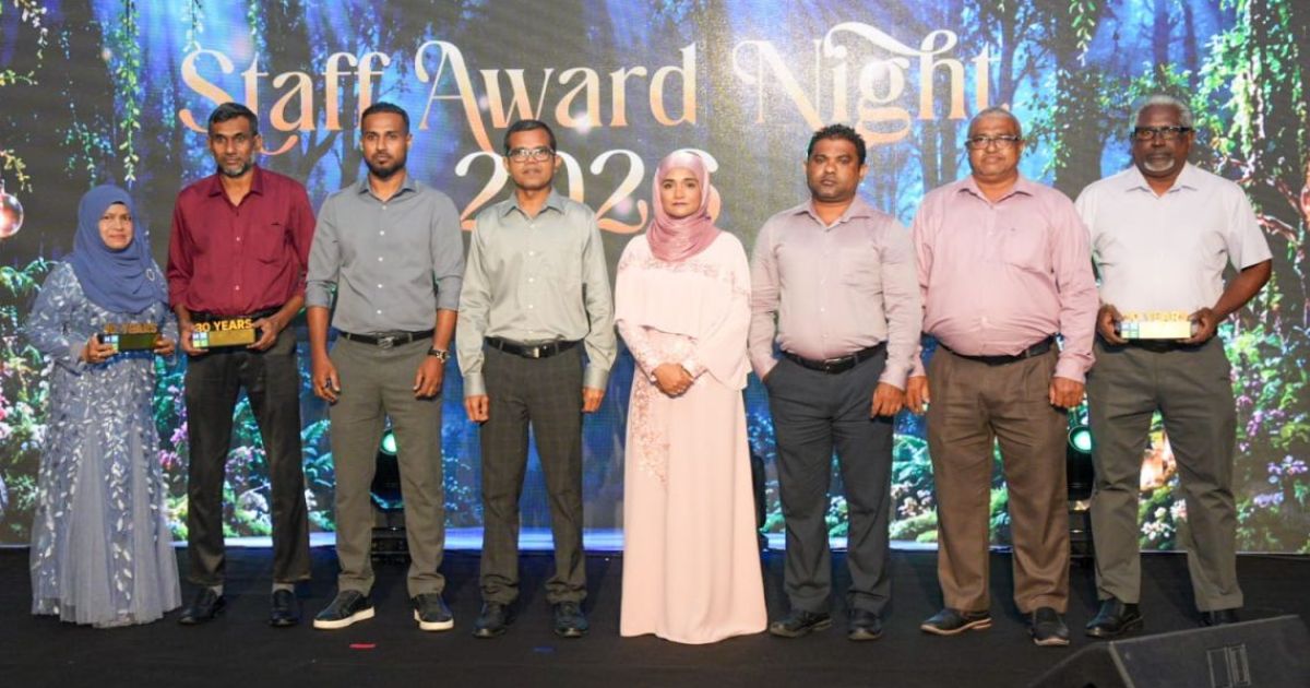 އެމްޑަބްލިޔުއެސްސީގެ ސްޓާފް އެވޯޑް ނައިޓްގައި 40 މުވައްޒަފަކަށް އެވޯޑުދީ، "ވަންއެމް.ޑަބްލިއު.އެސް.ސީ" އިނީޝިއޭޓިވް ރަސްމީކޮށް އިފްތިތާހުކޮށްފި