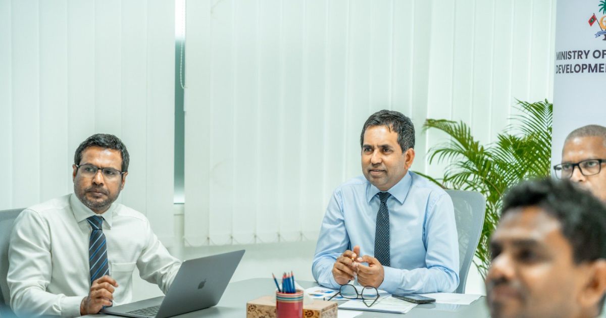 ޕޭޕަލްގެ ޚިދުމަތް ރާއްޖެއަށް ލިބޭނެ ގޮތް ހެދުމަށް މަޝްވަރާކޮށްފި