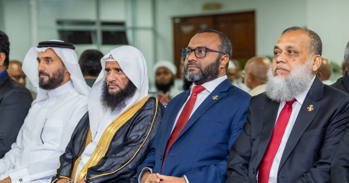 ދީނީ ތަޞައްވުރު ހަރުދަނާ ކުރުމަށް ސަރުކާރުން އިލްމުވެރިންގެ ބައްދަލުވުން ފަށައިފި