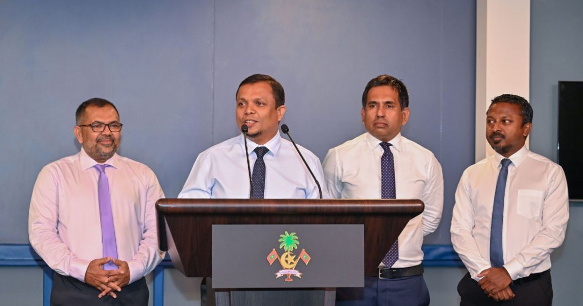 އާސަންދައިގެ ނިޒާމުން ތަނަވަސް މީހުންނަށް ނާޖާއިޒް މަންފާ ލިބޭ - މިނިސްޓަރ ޝަފީގު