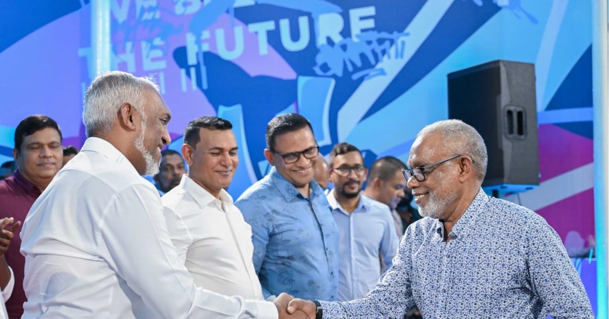 ޔާމީނު ހަދަނީ ދޮގު، އަދީބާއި ރައީސް ބައްދަލު ކުރައްވާފައި ނުވާނެ: އަބްދުއްރަހީމް