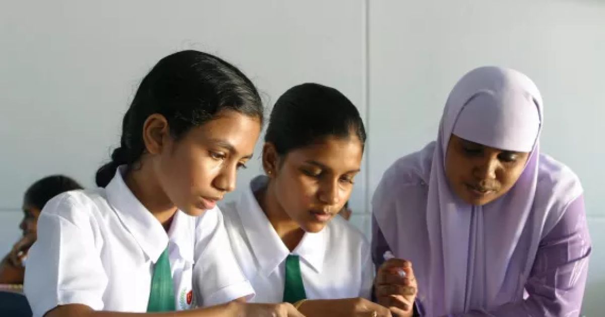 އޯލެވެލް އަދި އޭލެވެލްގެ ސައްޙަ ނޫން ސަނަދު ބޭނުންކުރާކަމުގެ ދެ މައްސަލައެއް ފުލުހުންނަށް ހުށަހަޅައިފި