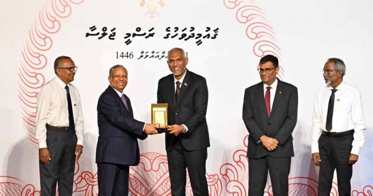 ޝޭޚު ޞަލާޙުއްދީނަށް ޙައްޤުވާ ރައީސުގެ އެންމެ މަތީ ޤައުމީ ޝަރަފު އަރުވައިފި