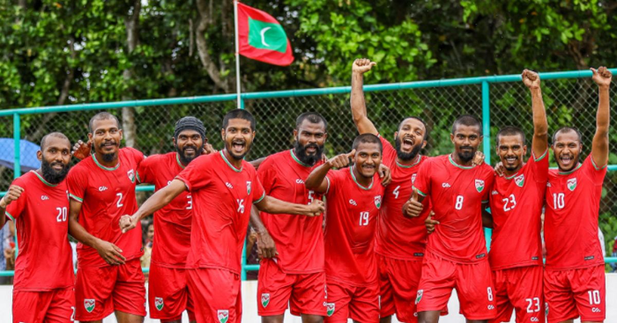 ދިވެހިރާއްޖޭގެ ފުޓްބޯޅައަށް ދެން ވާނީ ކިހިނެއް؟