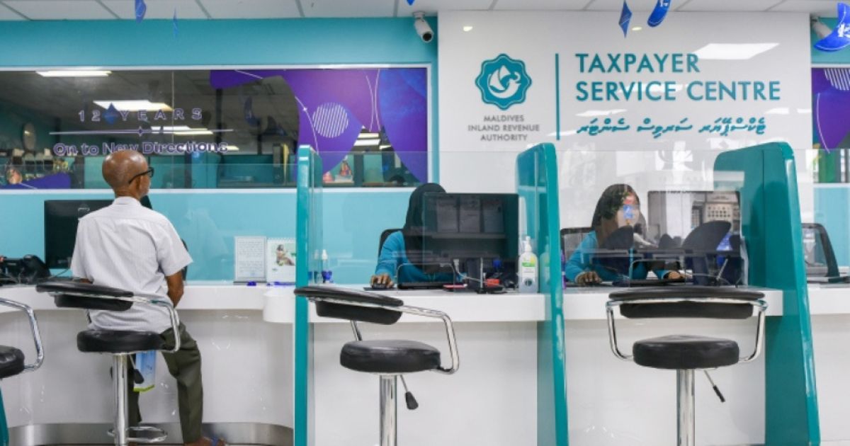 ޑޮލަރުން އާމްދަނީ ލިބޭ ފަރާތްތަކުން މީގެފަހުން ޓެކްސް ދައްކަން ޖެހޭނީ ޑޮލަރުން