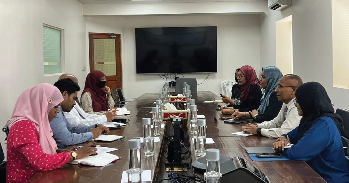 ފްލެޓް މައްސަލައިގައި އެޗްއާރުސީން މިނިސްޓަރ ހައިދަރާއި ބައްދަލުކޮށްފި