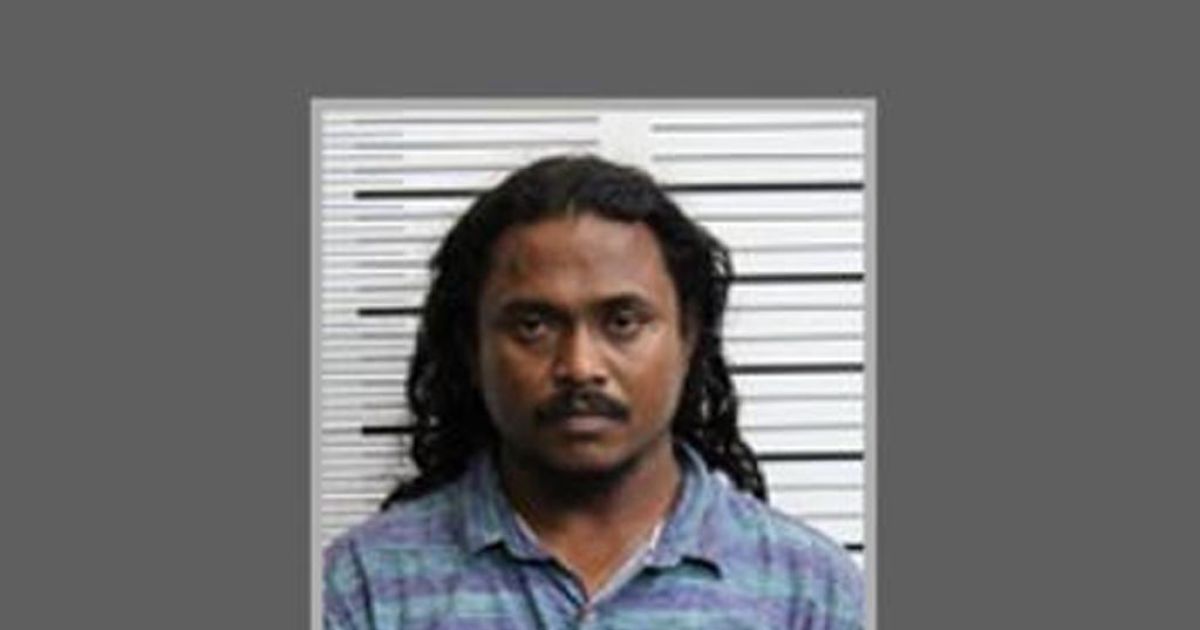 މާލޭގެ ސްކޫލަކަށް ވަދެ ޓީޗަރުންތަކަކަށް ބިރުދެއްކި މީހާގެ މައްސަލަ ޕީޖީ އޮފީހަށް ފޮނުވަނީ