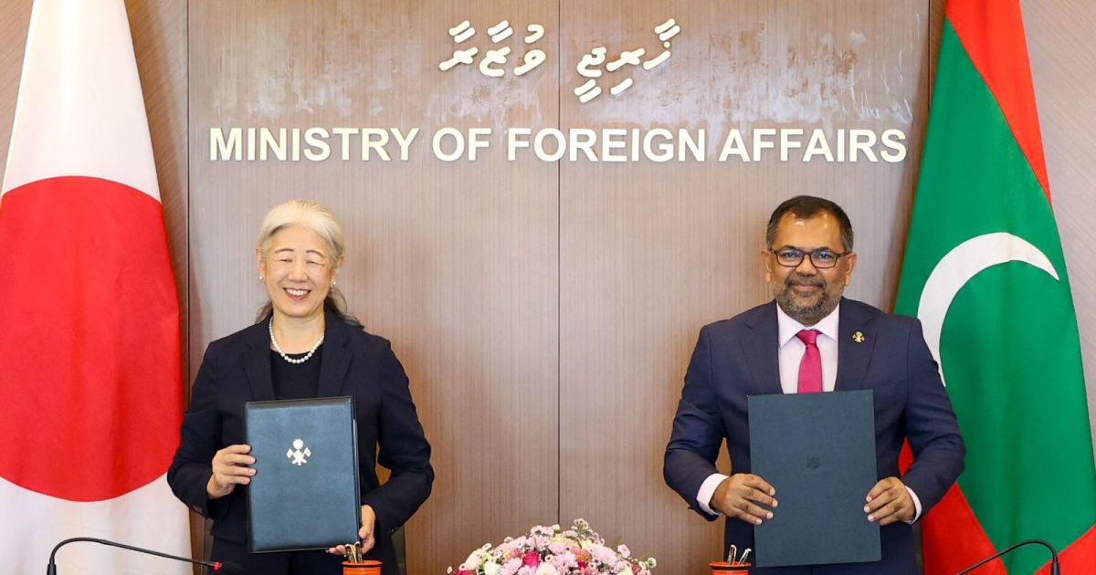 ޖަޕާނުގެ އެހީގައި މާލޭގެ ބޭރު ތޮށި މަރާމާތުކުރަނީ