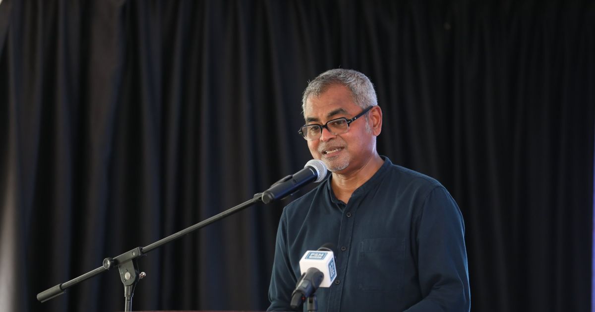 ތިލަފުށީގައި ހަދާ ސެންޓަރާއެކު ކުދި ރަށްތަކަށް ދިމާވާ ކުނީގެ މައްސަލަ ހައްލުވާނެ: ޠާރިޤް