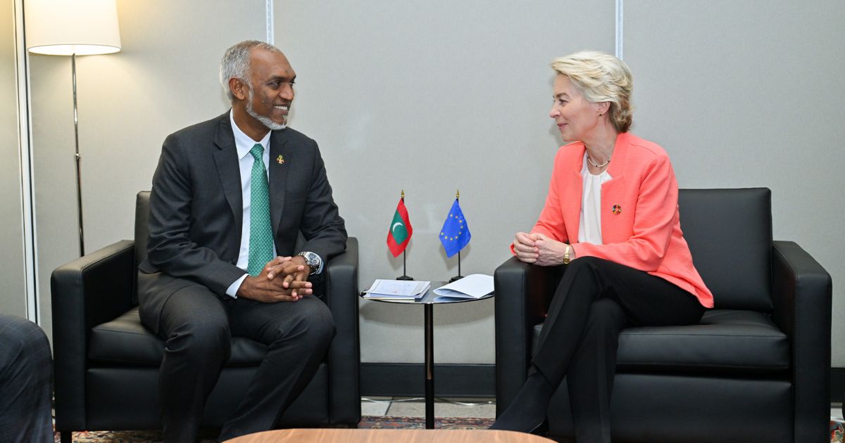 ޔޫރަޕިއަން ކޮމިޝަންގެ ރައީސާއާއި ރައީސުލްޖުމްހޫރިއްޔާ ބައްދަލުކުރައްވައިފި