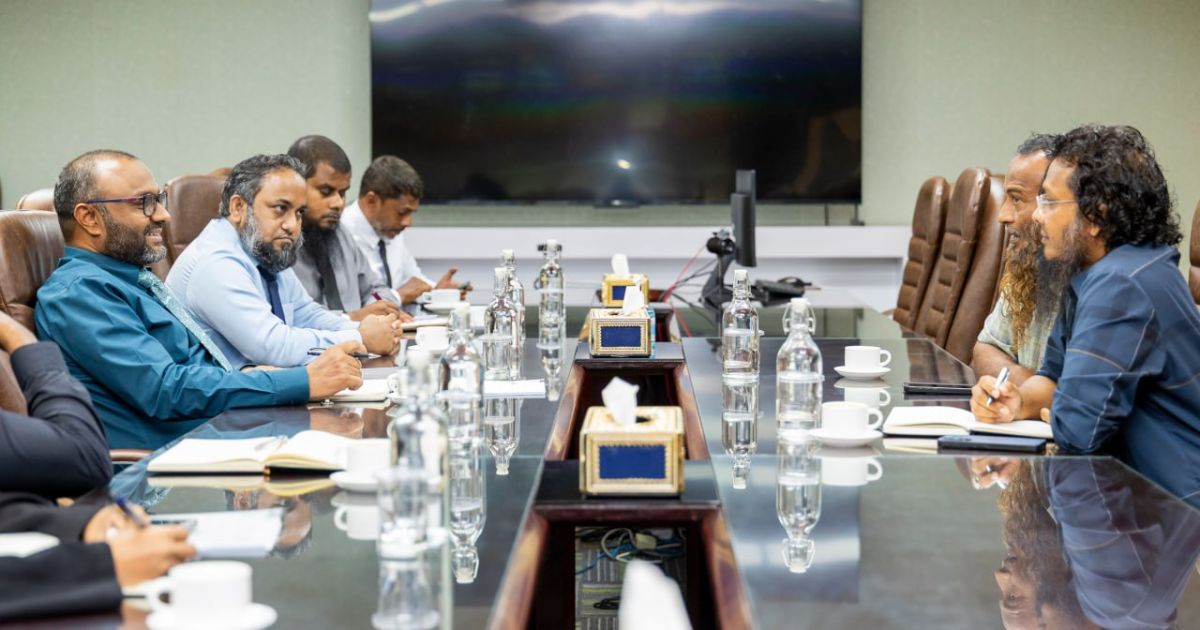 މިނިސްޓަރ ޝަހީމް، ސަލަފް ޖަމިޢްޔާއާއި ބައްދަލުކުރައްވައިފި