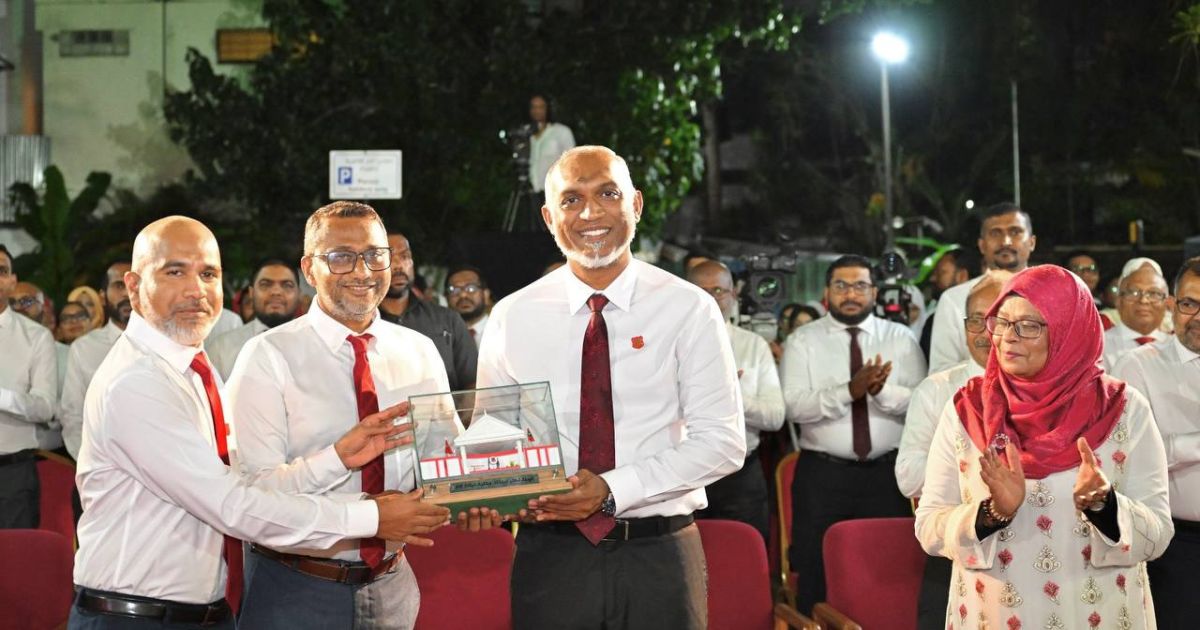 މުދައްރިސުންގެ މިސާލު އުއްބައްތިއެއް ފަދަ - ރައީސް