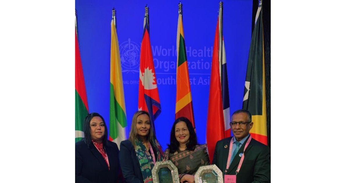 ޑަބްލިއުއެޗްއޯގެ ޝަރަފުގެ އެވޯޑެއް ރާއްޖެއަށް