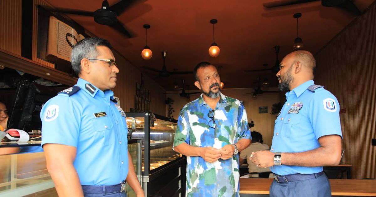 ފޭކް ސްލިޕްތަކާ ގުޅޭގޮތުން ހޭލުންތެރިކުރުވަން ފަށައިފި