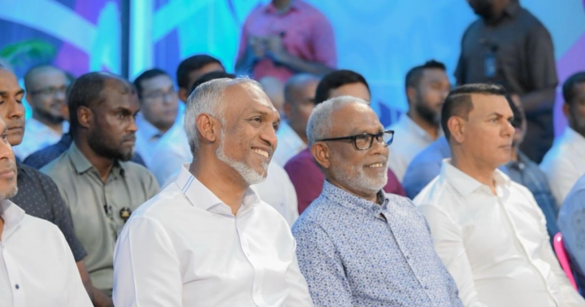 މުރައިދޫގޭ މުވައްޒަފުންގެ މަޢުލޫމާތު ހާމަކުރުމަށް އިތުރު މަޝްވަރާކުރަނީ
