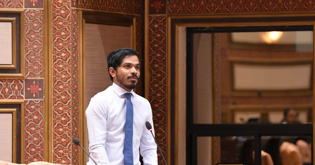 އެއާޕޯޓުން ފީ ނަގަނީ ޤައުމުގެ ތަރައްޤީއަށް: އަސަދު