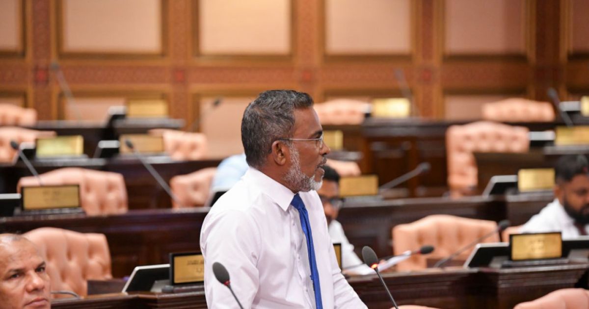 ސިޔާސީ މަގާމުތަކުގެ އަދަދު ސަރުކާރުން ނުފޮރުވާ