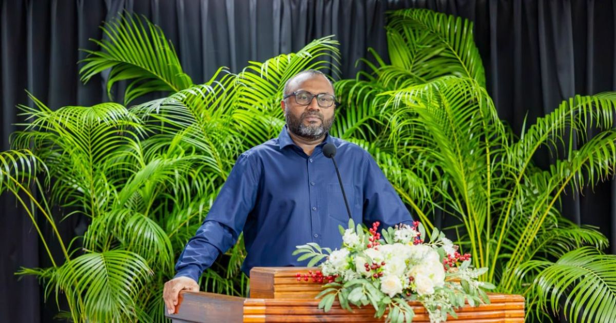 ކޮންމެ ހުކުރު ދުވަހަކު ޝަހީމްގެ ތަފްސީރު ކުލާހެއް