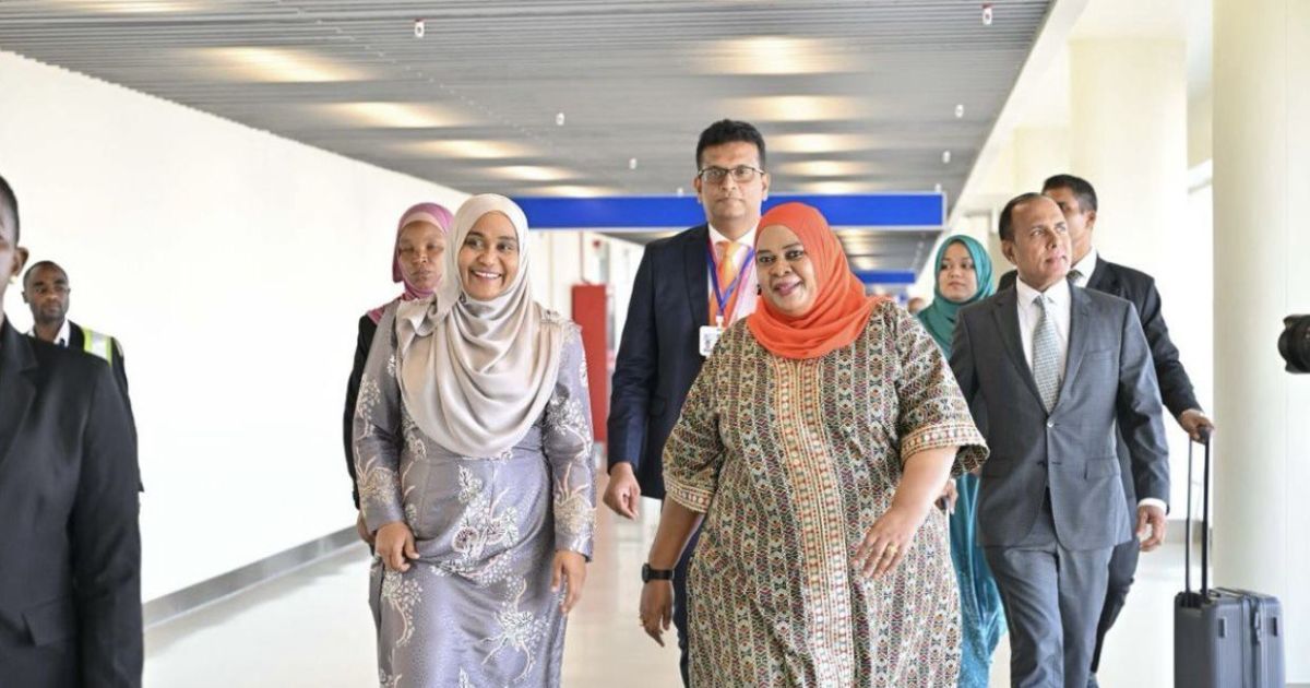 މެޑަމް ސާޖިދާ ޓެންޒެނިޔާ ދަތުރުނިންމަވާ މާލެ ވަޑައިގެންފި