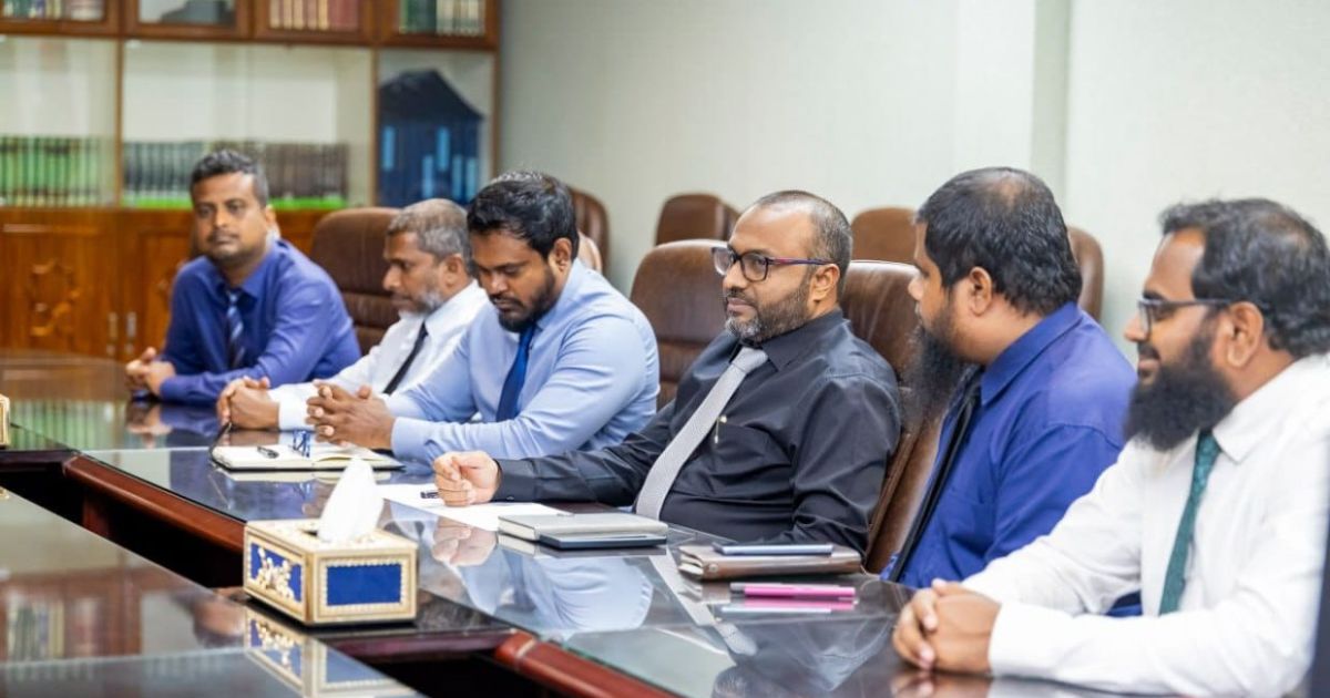 އިންޑޮނޭޝިޔާއިން ތަމްރީން ޙާޞިލްކުރާ އިމާމުންނާއި ޝަހީމް ބައްދަލުކުރައްވައިފި