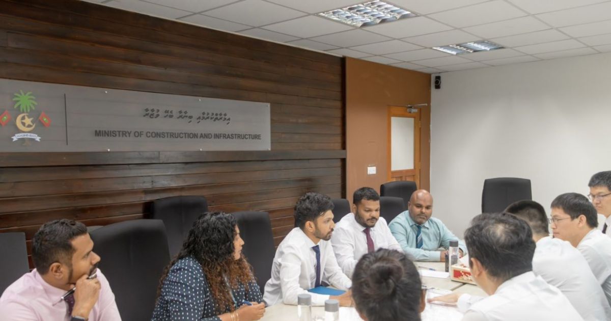 މާލެއާއި ވިލިމާލޭގެ މަގުތައް ހެދުމުގެ މަސައްކަތް ފެށެނީ
