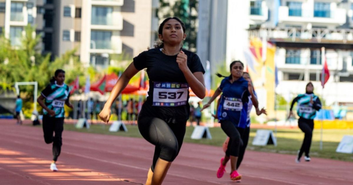 އިންޓަރސްކޫލް އެތުލެޓިކްސްގައި 1500އަށްވުރެ ގިނަ އެތުލީޓުން