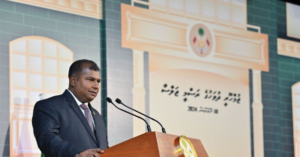 20ވަނަ ޤަރުނުގައި ދިވެހިން ދުށް ހުވަފެން ހަޤީޤަތަކަށް