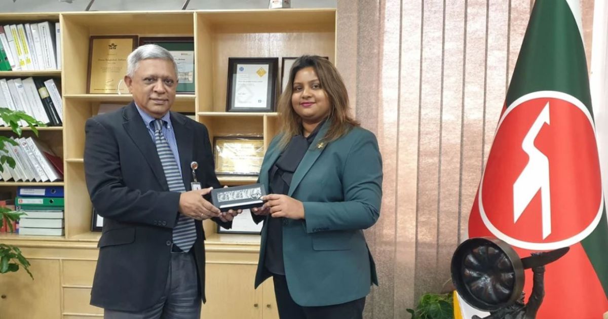 ބަންގްލަދޭޝްގެ ޤައުމީ އެއާލައިންގެ ސީއީއޯއާ ޝިއުނީން ބައްދަލުކުރައްވައިފި