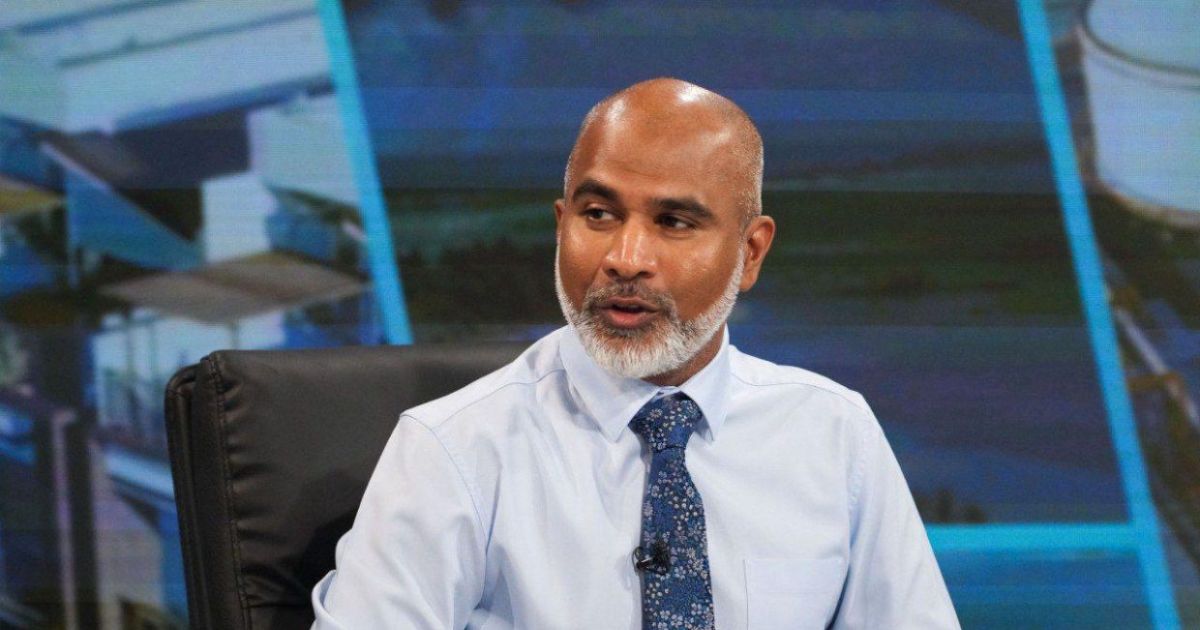 ކުރީގެ ސަރުކާރުން ޓީޗަރުންނާއި ޕްރިންސިޕަލުންނަށް އަނިޔާވެރިވި: ޝަފީޢު
