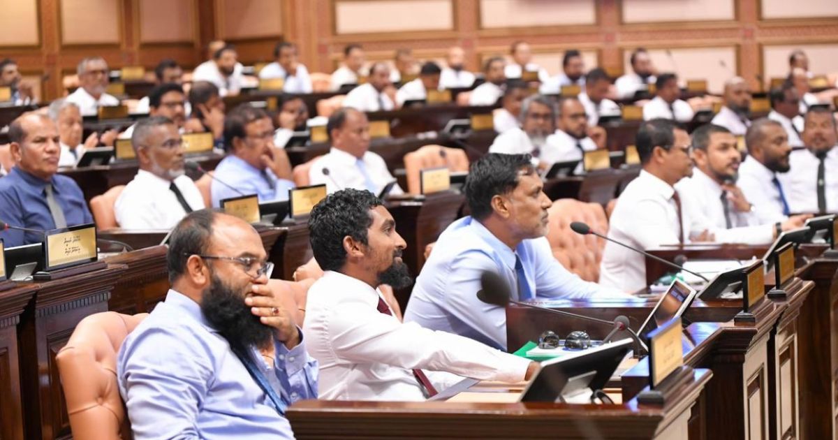 ބޭރުގެ ސިފައިންނަށް ރާއްޖޭގައި ތިބެވޭނީ މަޖިލީހުން ފާސްކޮށްގެން