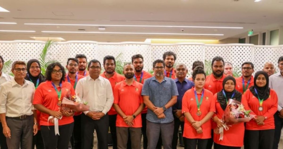 ކެރަމް ޓީމަށް ސްޕޯޓްސް ކޮމިޝަނަރ މަރުޙަބާ ދަންނަވައިފި