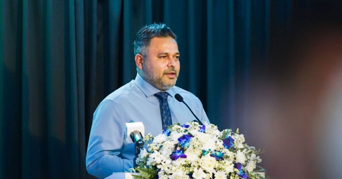 އަމާޒަކީ ބެރުފައިސާ ވަންމަ މައި ދޮރާށްޓަށް މަސްވެރިކަން